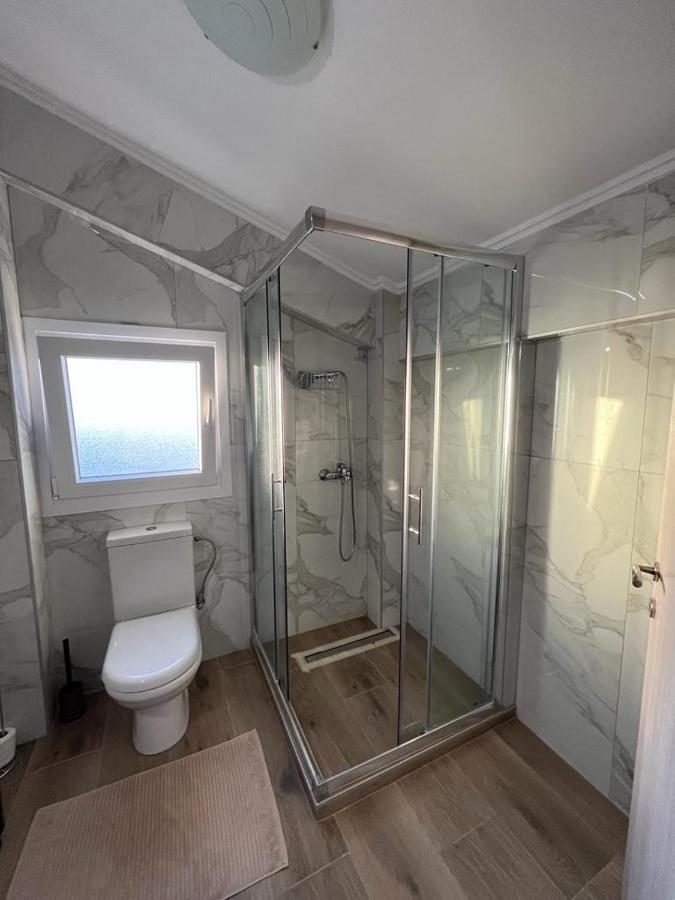 Blue Fish Luxury Villa Никити Екстериор снимка