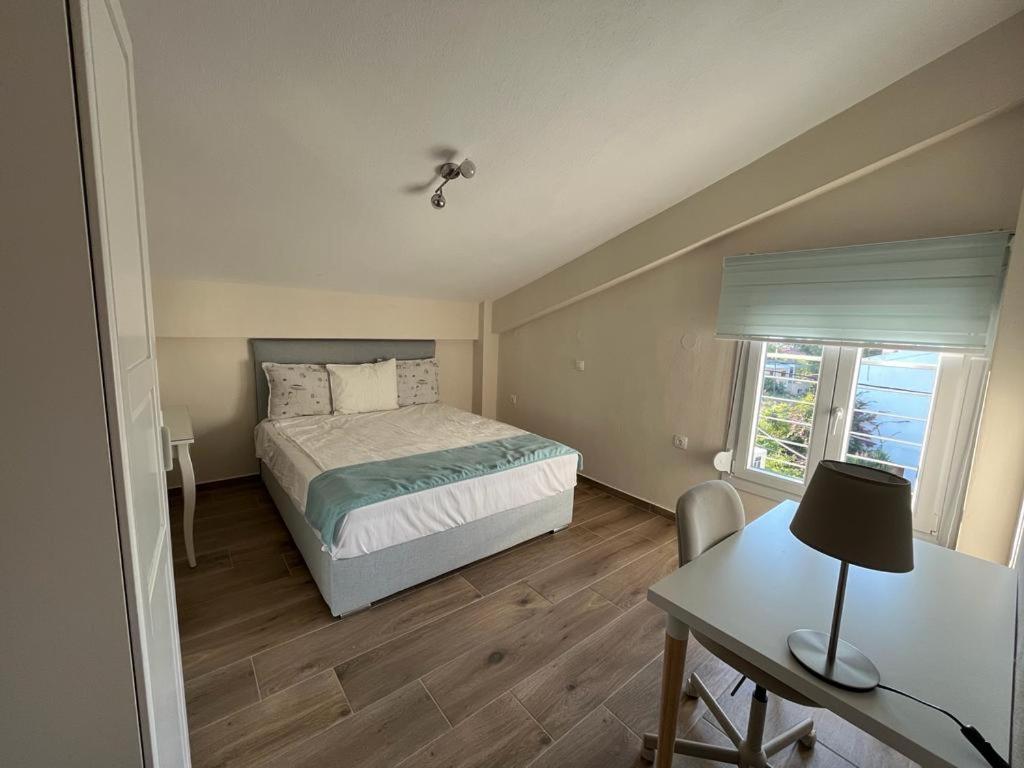 Blue Fish Luxury Villa Никити Екстериор снимка