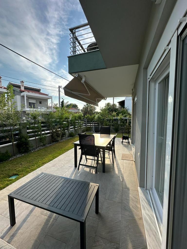 Blue Fish Luxury Villa Никити Екстериор снимка