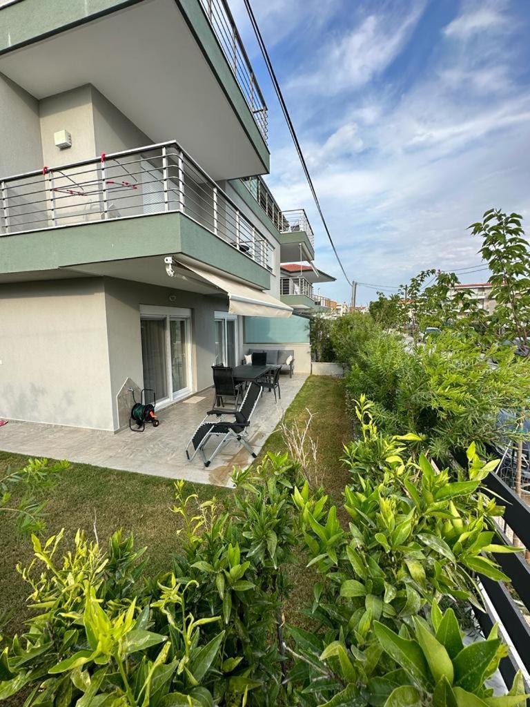 Blue Fish Luxury Villa Никити Екстериор снимка
